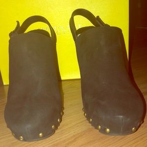 Kenneth Cole suede clog/boot